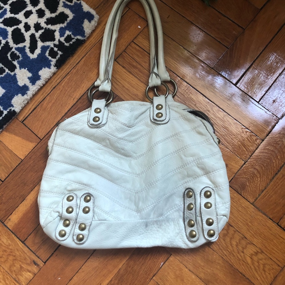 Linea Pelle Satchel - Picture 10 of 13
